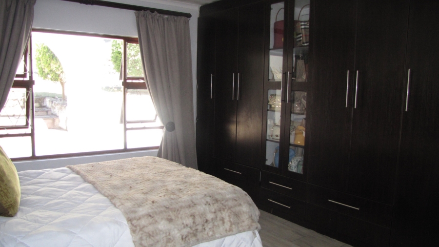 3 Bedroom Property for Sale in Nahoon Valley Park Eastern Cape